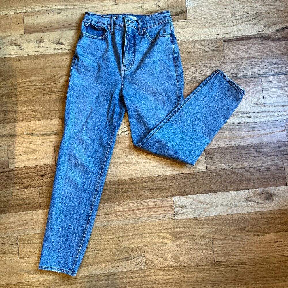 Madewell The MomJean in Light Wash
